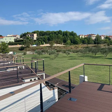 Floating House Arena 1 Pula